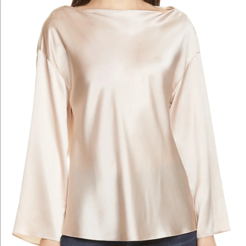 Vince
Side Drape Silk V591112235 Blouse - Picture 1 of 4